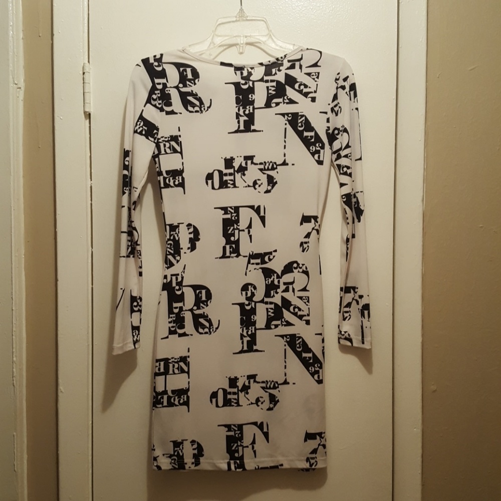 Dress - Picture 2 of 2